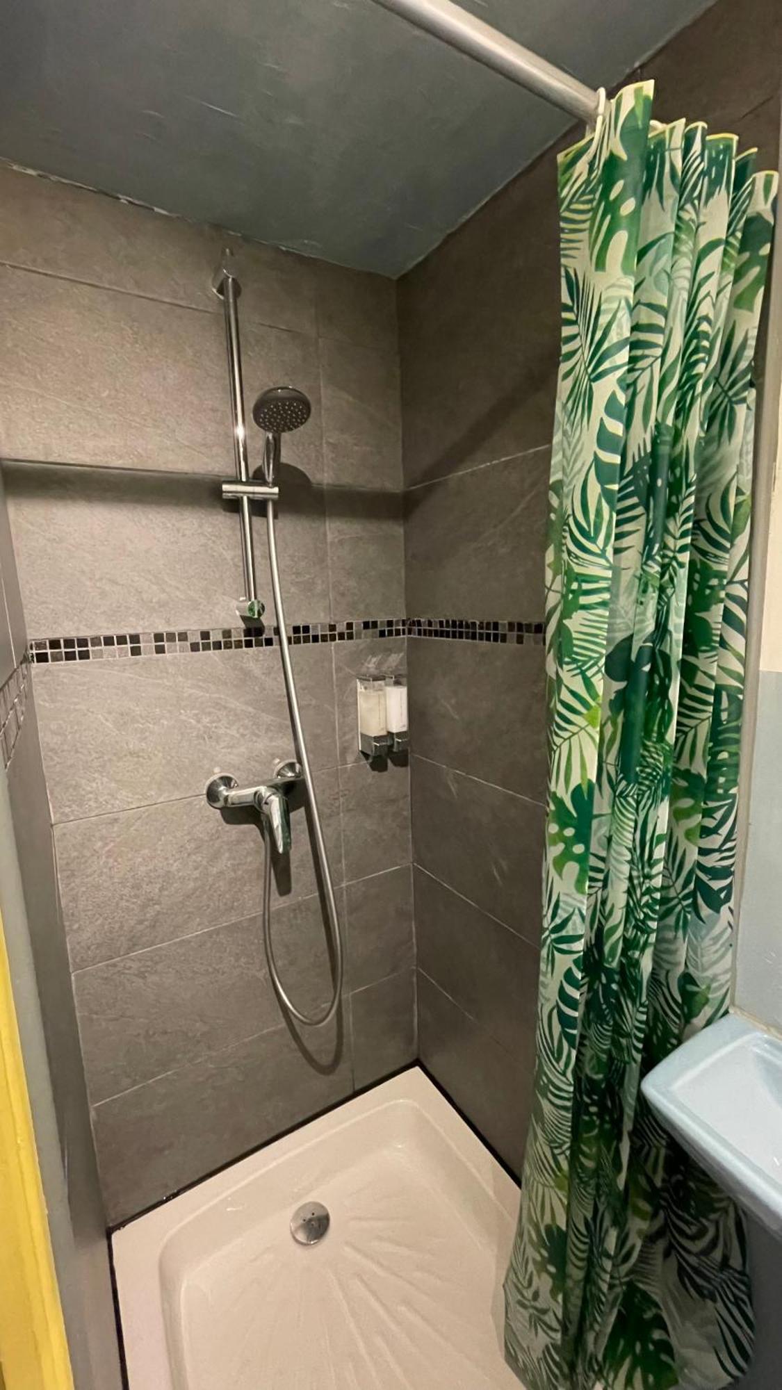La Tropicale De Croix - Chambre D'Hotes Ngoại thất bức ảnh